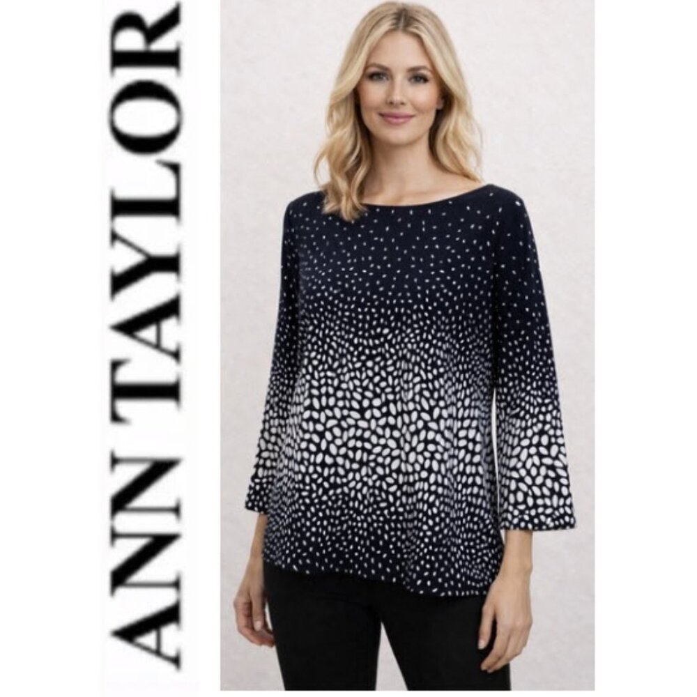 Ann Taylor Navy White Dot Blouse Bell Sleeve Keyhole Back Size Medium Work Chic